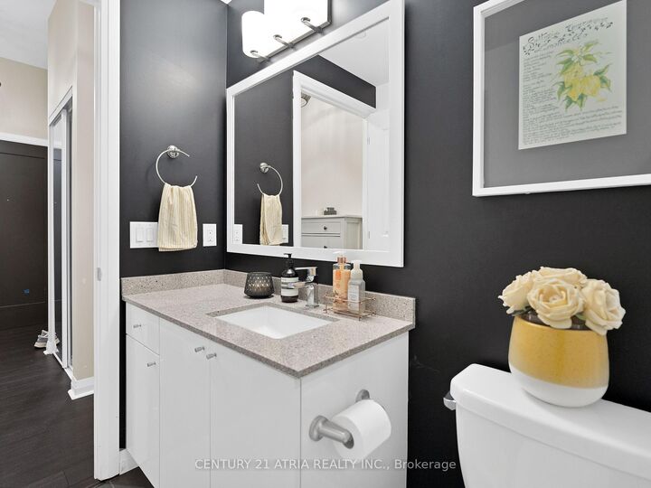 Photo de la propriété:  5033 Four Springs Avenue 313  ON L5R 0G8 