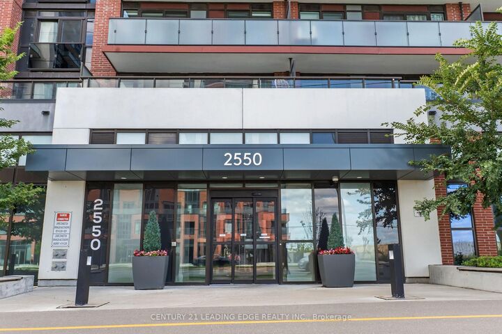 Photo de la propriété:  2550 Simcoe Street N 1903  ON L1L 0R5 