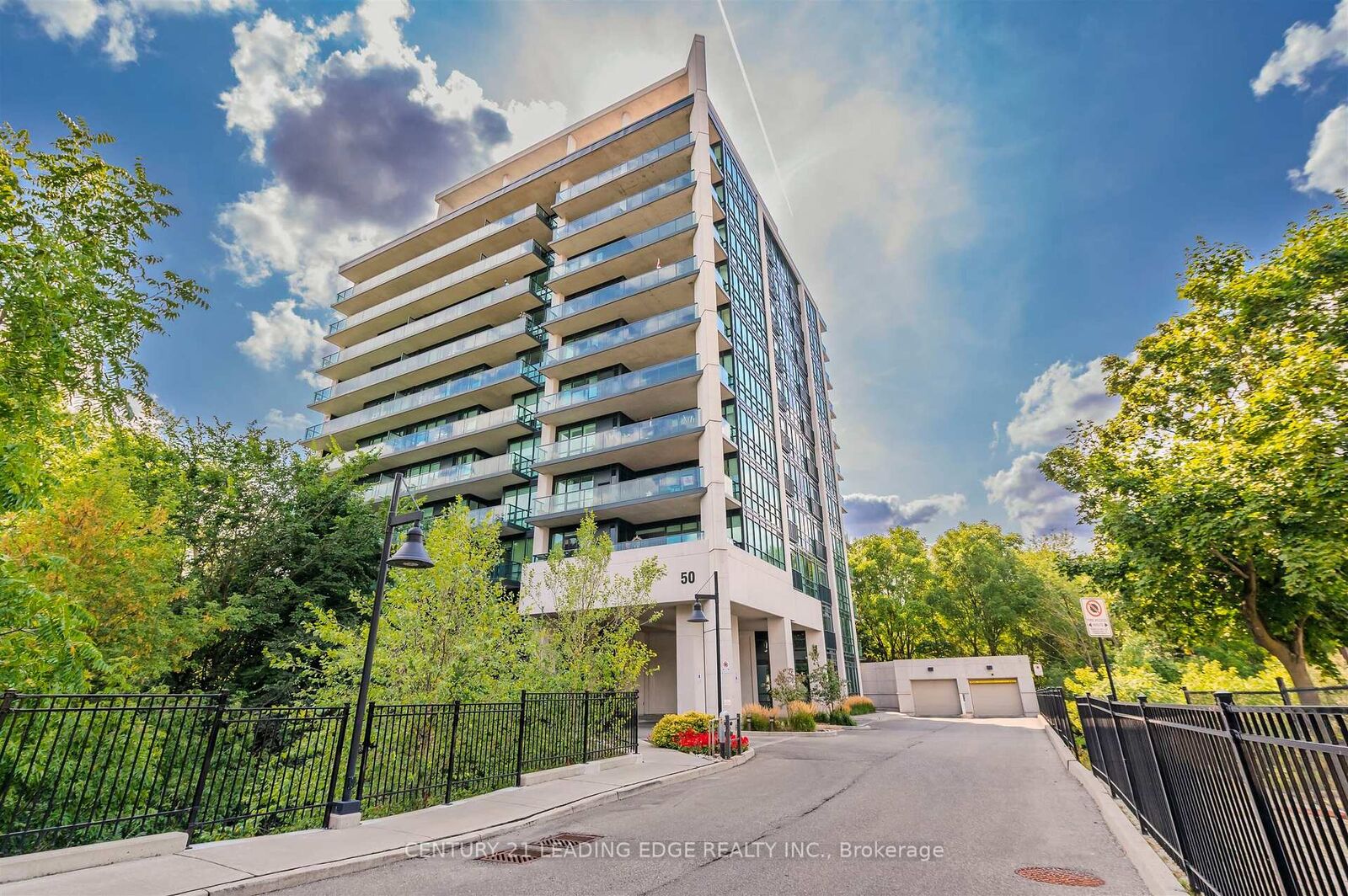 Property Photo:  50 Hall Road 1104  ON L7G 0J8 