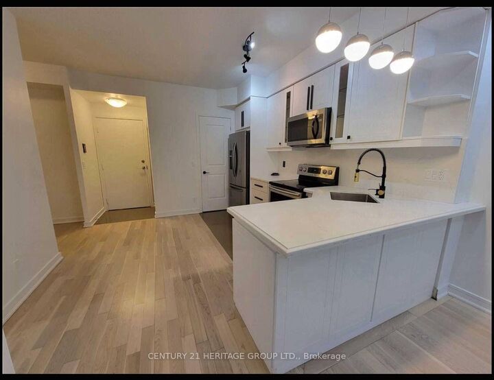 Photo de la propriété:  9205 Yonge Street 1506  ON L4C 1V5 