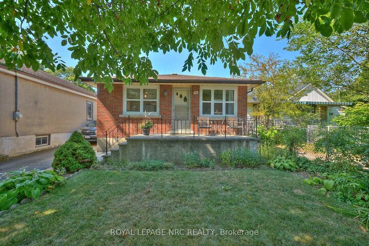Property Photo:  53 Concord Avenue  ON L2M 5N7 
