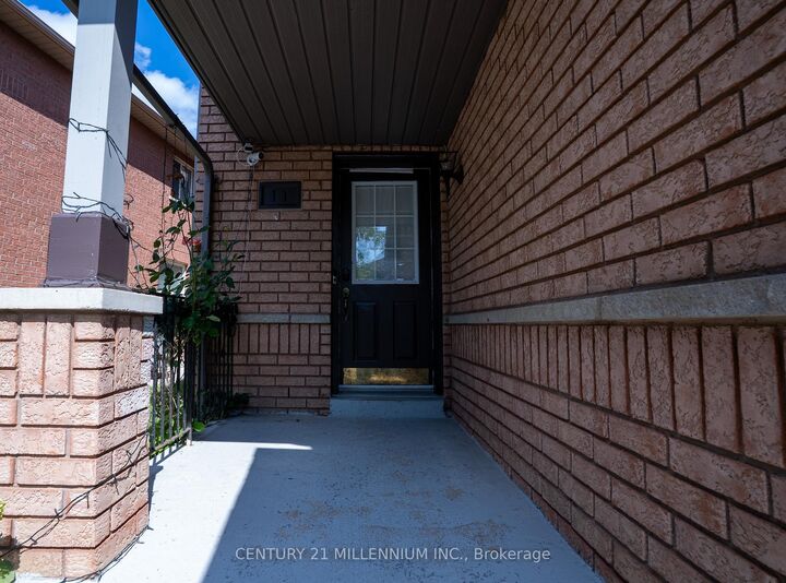 Photo de la propriété:  11 Blairwood Court  ON L6P 1B5 