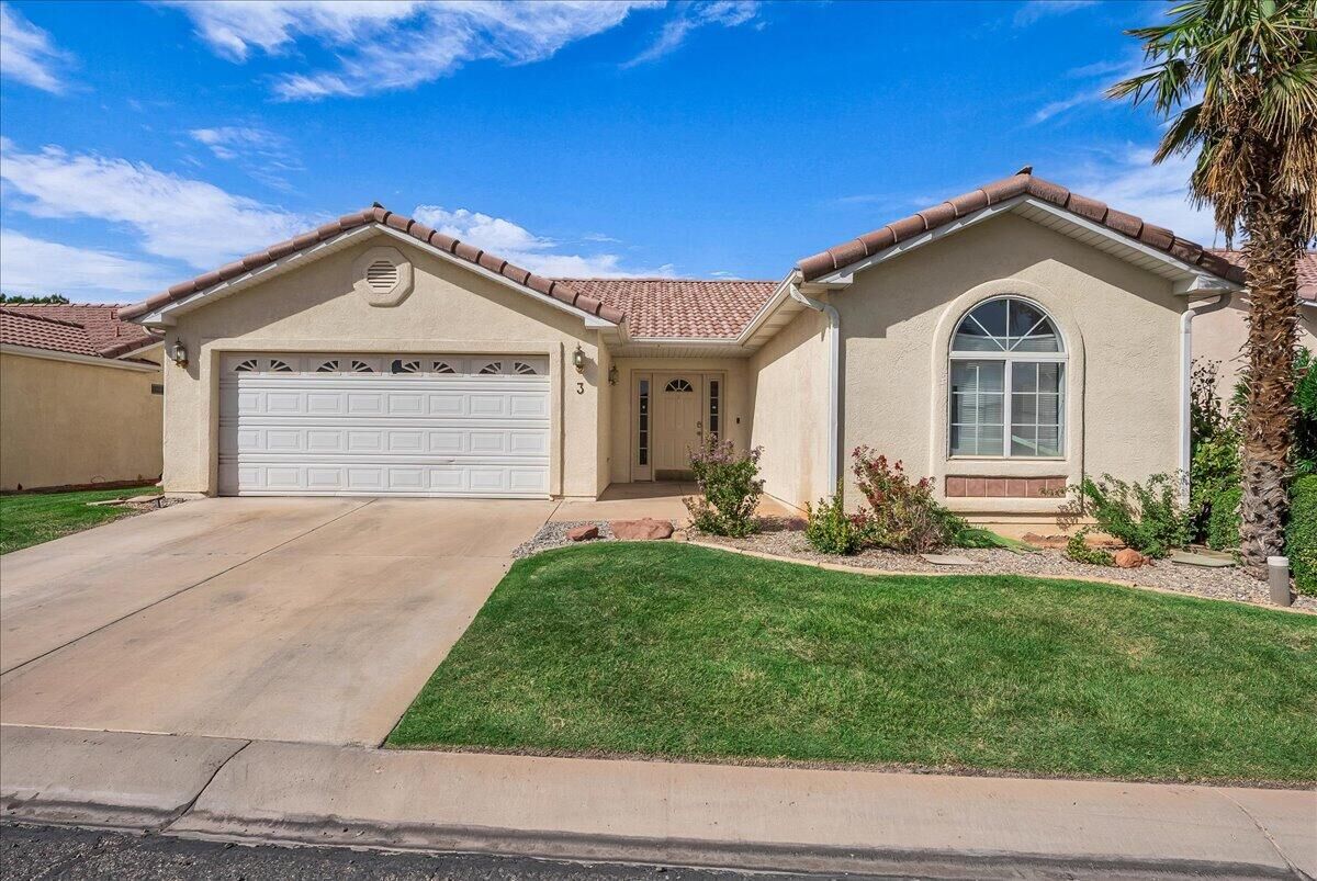 Property Photo:  470 E 1100 S #3  UT 84790 