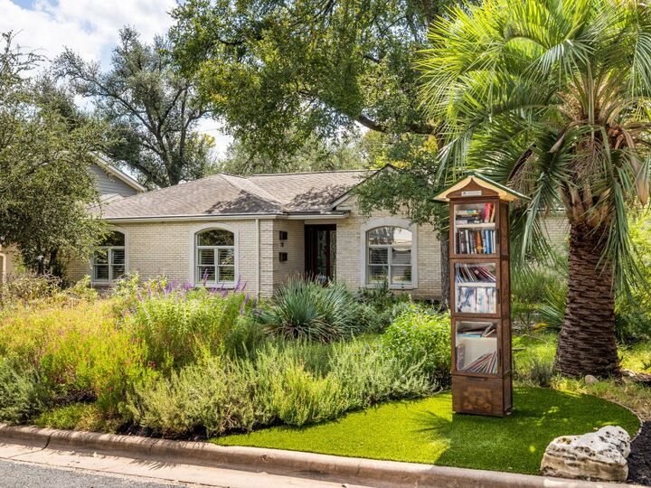 Property Photo:  7111 Sungate Drive  TX 78731 