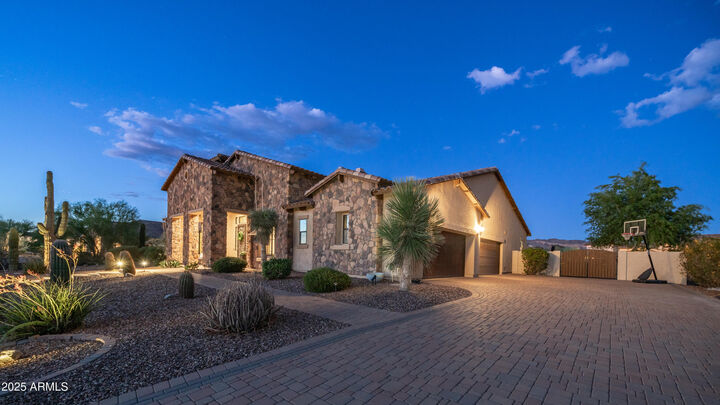 Property Photo: 2255 N Hillridge -- AZ 85207