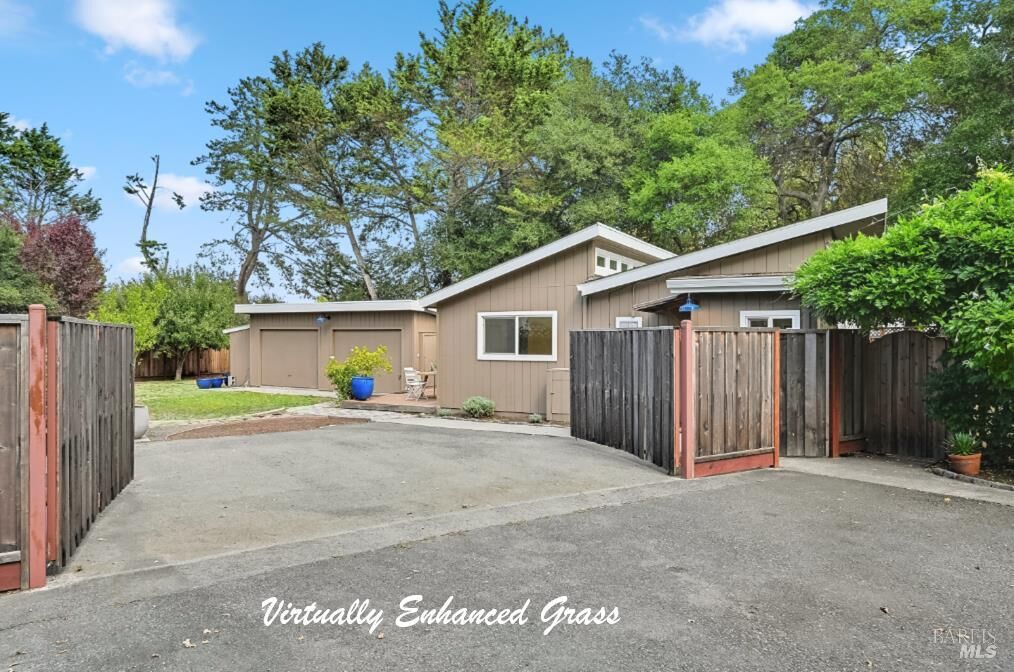 Property Photo:  239 Valparaiso Avenue  CA 94931 