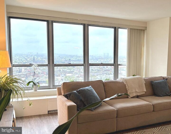 Property Photo: 224-30 W Rittenhouse Square 2110 PA 19103