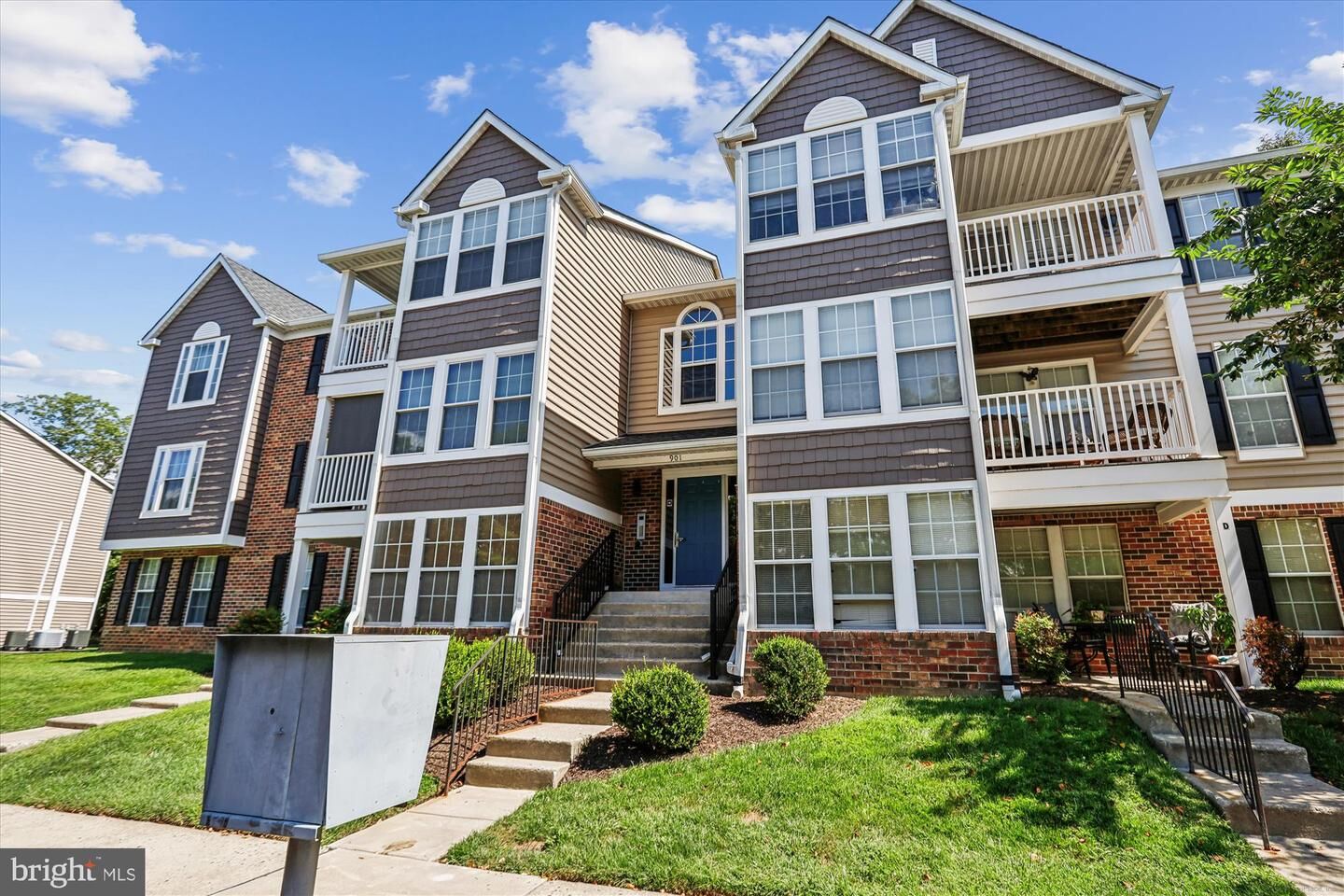 Property Photo:  901 Swallow Crest Court K 901-K  MD 21040 