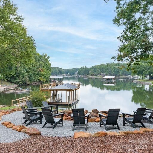 Property Photo:  379 Indian Trail  NC 28117 