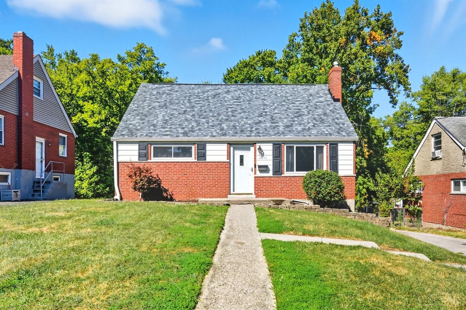 Property Photo:  2231 Townhill Drive  OH 45238 