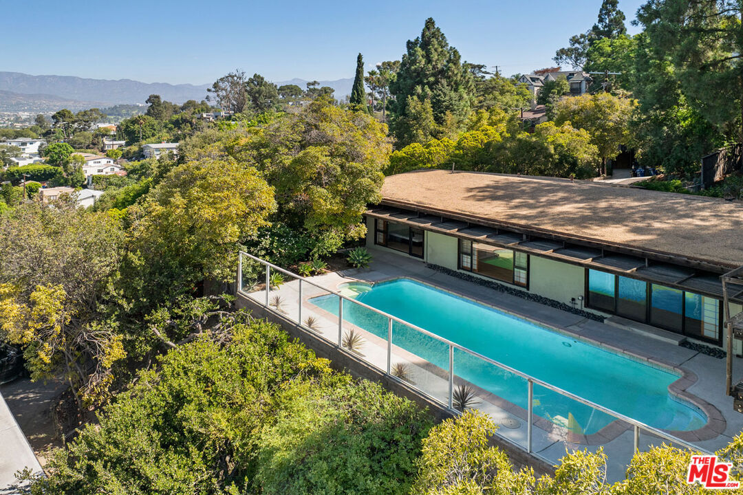 Property Photo: 2333 Hidalgo Ave CA 90039