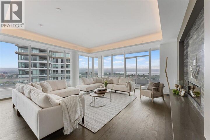 Property Photo:  1181 Sunset Drive 2601  BC V1Y 0J4 