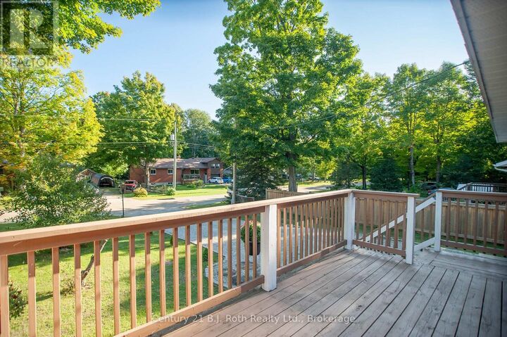 Property Photo: 18 Mundy Avenue ON L9M 0B5