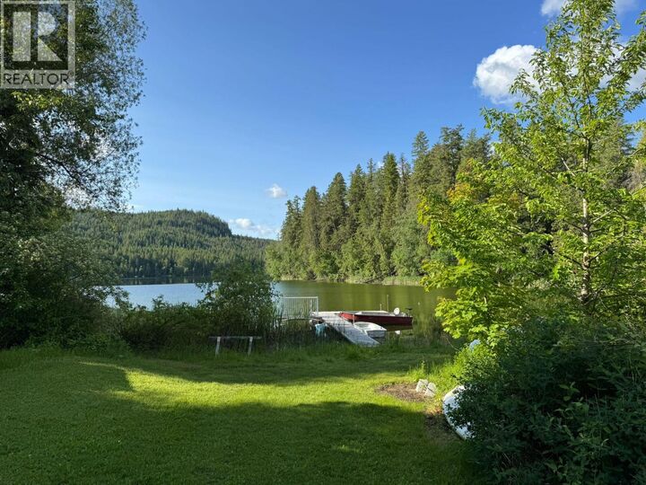 Photo de la propriété: 781 Gardom Lake Road BC V0E 1V3