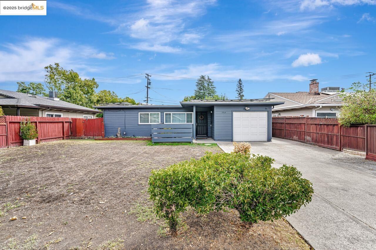 Property Photo:  1864 Polk Way  CA 95207 