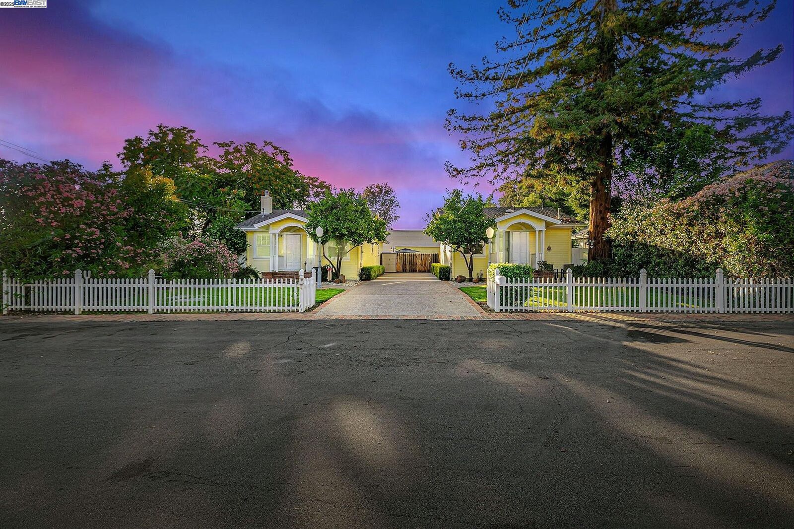 Property Photo: 337 I St CA 94536