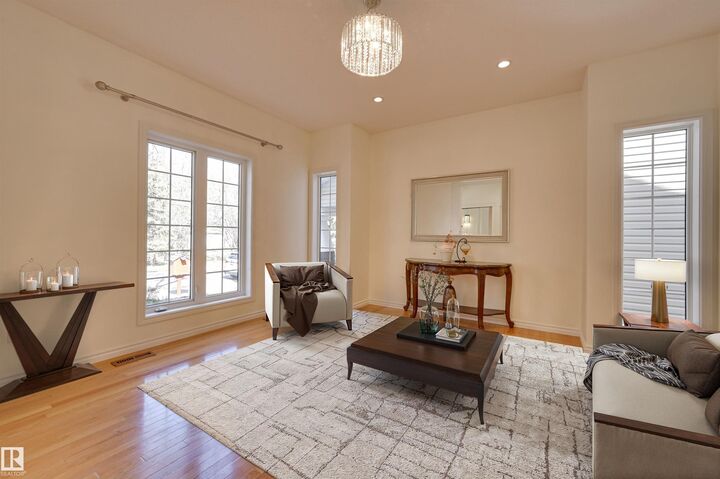 Property Photo:  11729 71A Avenue NW  AB T6G 2W5 