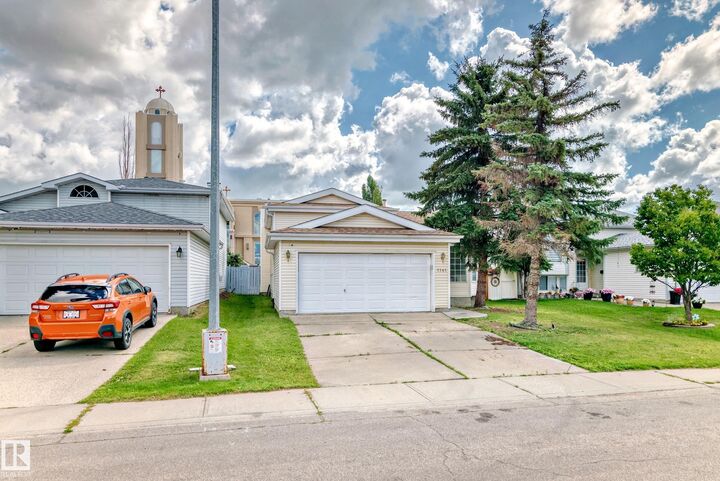 Property Photo:  1141 60 Street NW  AB T6L 6R4 