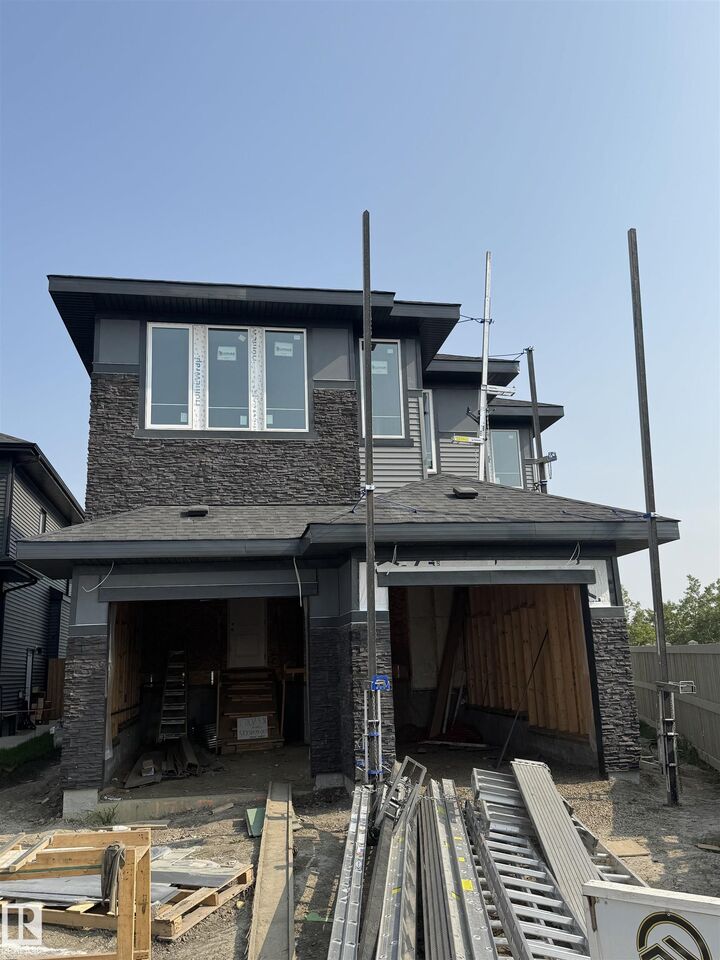 17107 3 Street NW  Edmonton AB T5Y 4G8 photo