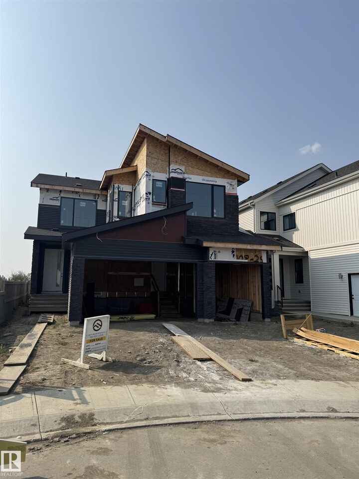 17108 2 Street NW  Edmonton AB T5Y 4G2 photo