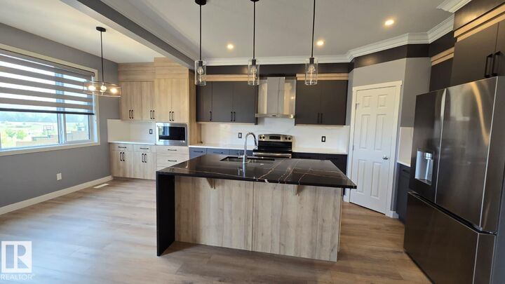 Property Photo:  42 Tilia Place  AB T7X 0Z4 