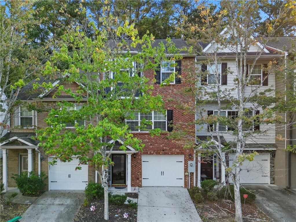 Property Photo: 111 Creel Way GA 30349