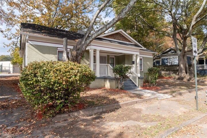 Property Photo:  409 Inman Street SW  GA 30310 