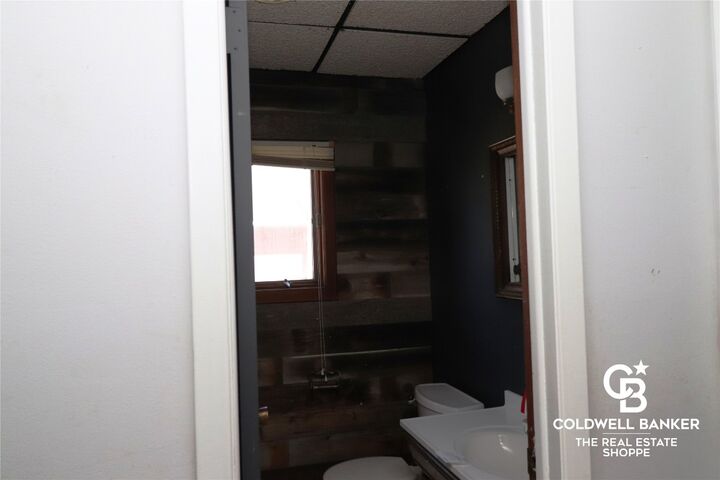 Property Photo: 1409 N Main Street KS 67846