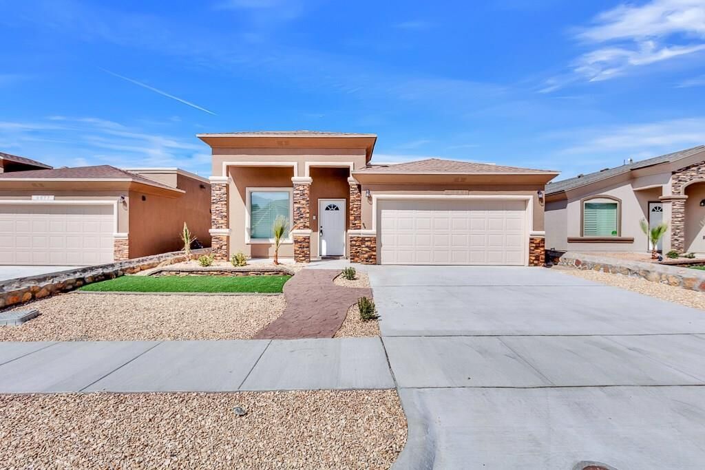 Property Photo: 6081 Vintage Street TX 79932