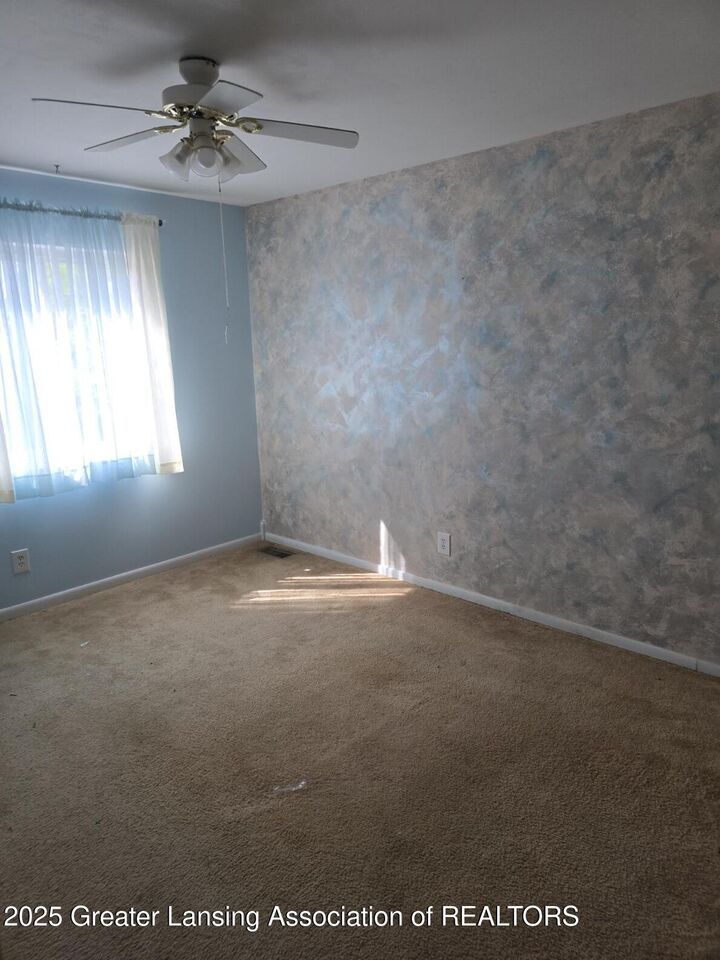 Property Photo:  1200 S Holmes Street  MI 48912 