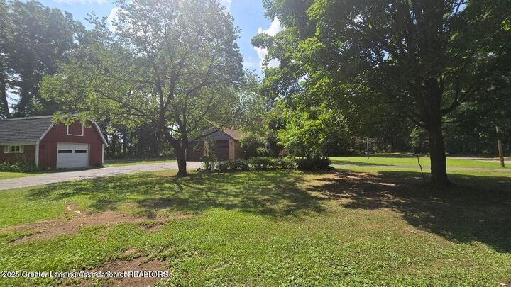 Property Photo: 2409 Hulett Road MI 48864