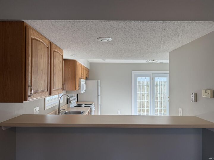Property Photo:  3368 S Oaklawn Circle  IN 47401 
