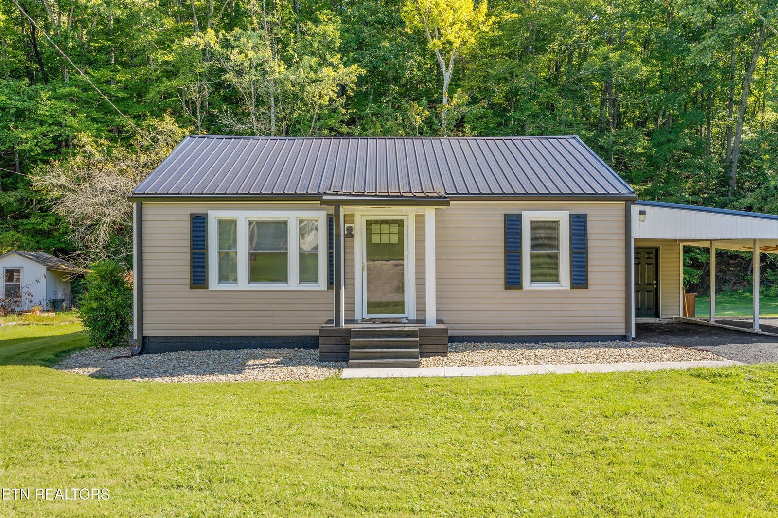 Property Photo:  120 Keylon Drive  TN 37748 