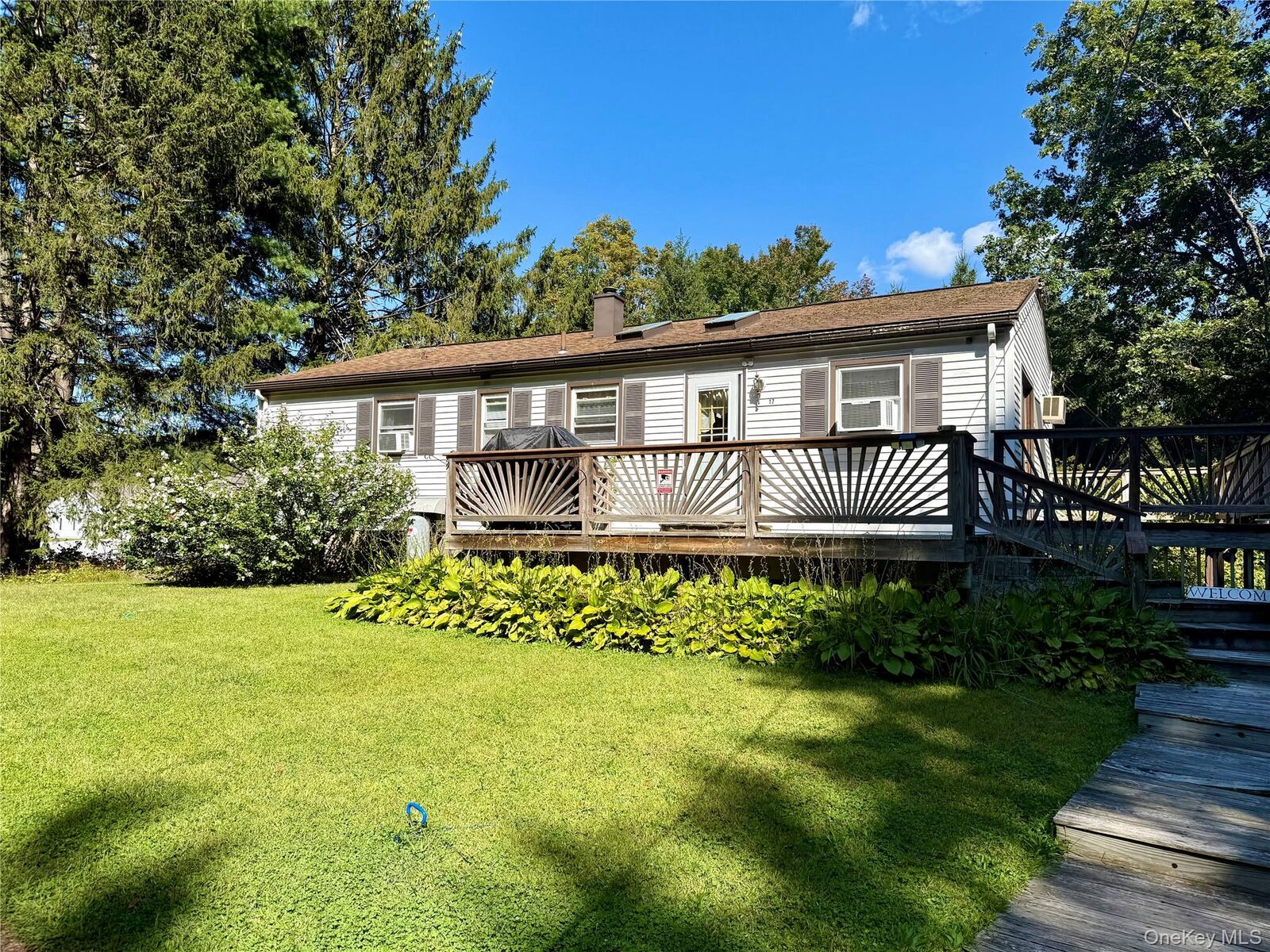 Property Photo:  17 Romans Road  NY 12538 
