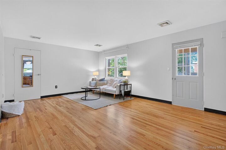 Property Photo:  101 Osborne Hill Road  NY 12524 