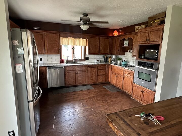Property Photo:  1021 Locust  NE 69165 