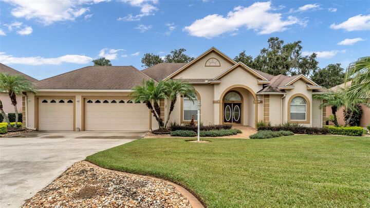 Property Photo: 226 Ruby Lake Lane FL 33884