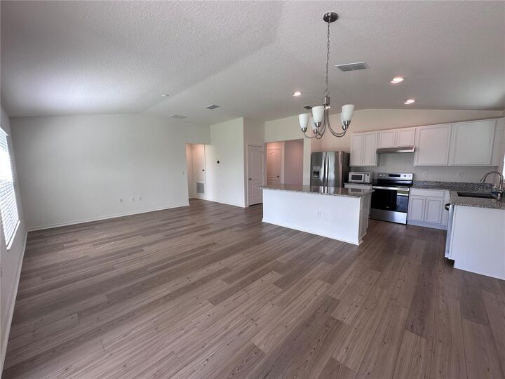 Property Photo: 148 Summerlin Loop FL 33844
