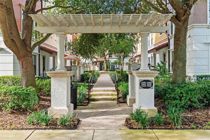 Property Photo: 3433 Messina Drive FL 32746