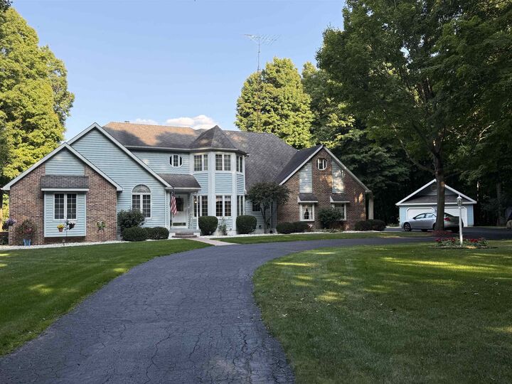1225 Sugarbush Drive  Lapeer MI 48446 photo