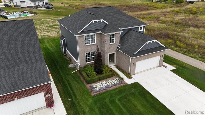 13327 Demil Drive  Romeo MI 48065 1740 photo