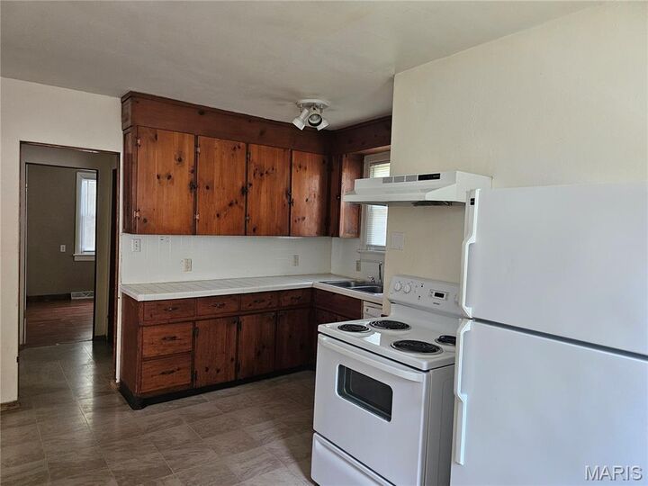 Property Photo:  1 Hickerson Place  IL 62002 