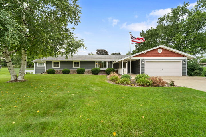 Property Photo:  3333 S Magedalena Dr  WI 53151 