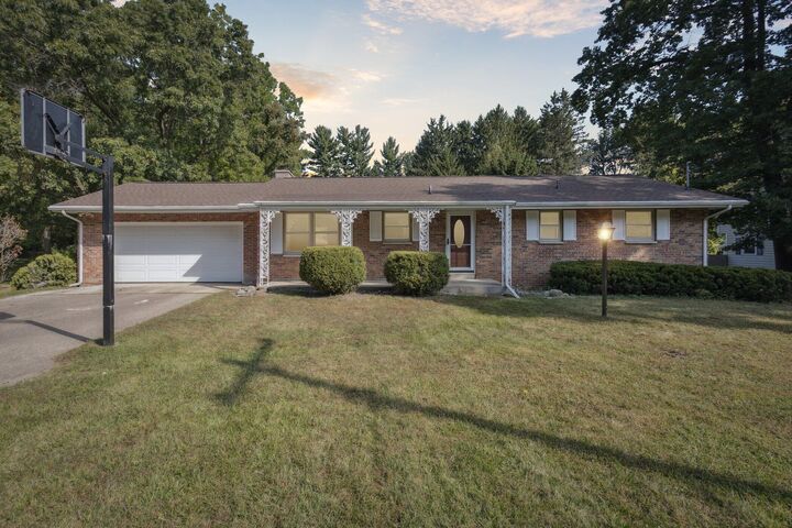 Property Photo:  33 E Langley Road  MI 49015 