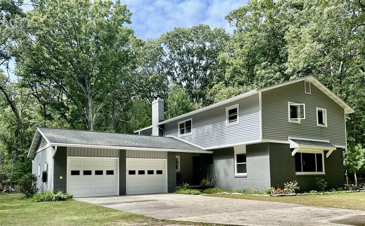 Property Photo:  7211 McFall Circle  MI 49437 
