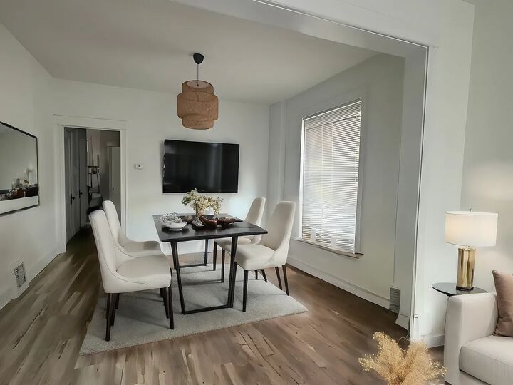 Property Photo: 3287 W Wrightwood Avenue 1 IL 60647