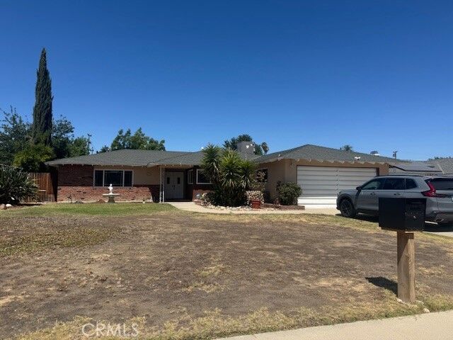 6107 Mohawk Street  Bakersfield CA 93308 photo