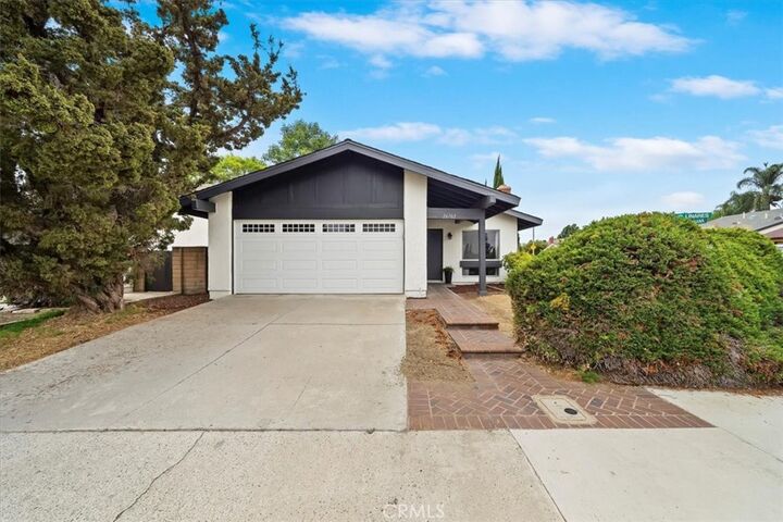 Property Photo: 26702 Via Linares CA 92691