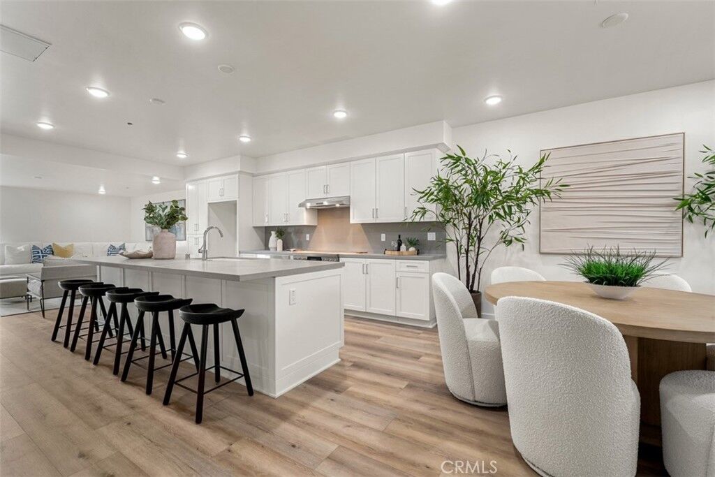 Property Photo:  24722 Del Prado 303  CA 92629 