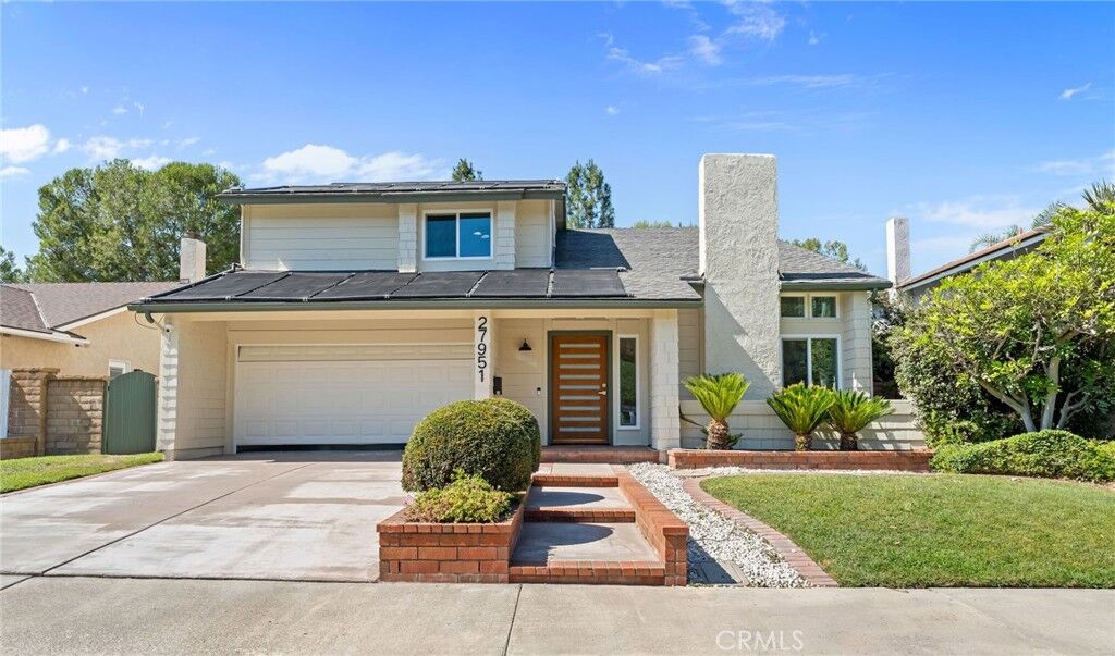 Property Photo:  27951 Faroles  CA 92692 